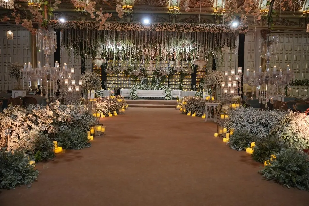Top 10 Luxurious Wedding Venues for Large-Scale Receptions in Ho Chi Minh City: Gem Center