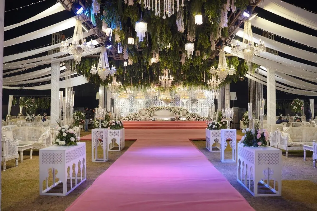 Top 10 Luxurious Wedding Venues for Large-Scale Receptions in Ho Chi Minh City: Grand Palace Wedding And Convention