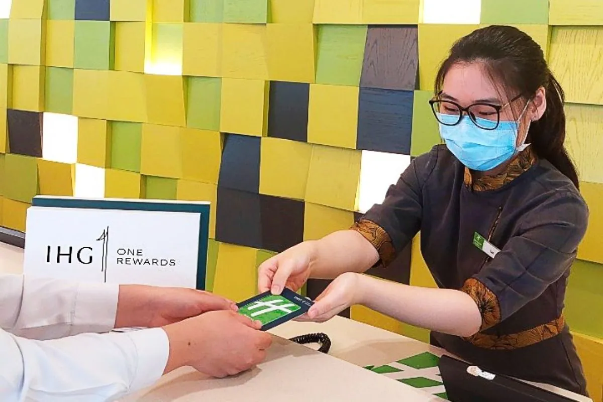 Bạn có thể dùng điểm IHG One Rewards để làm gì
