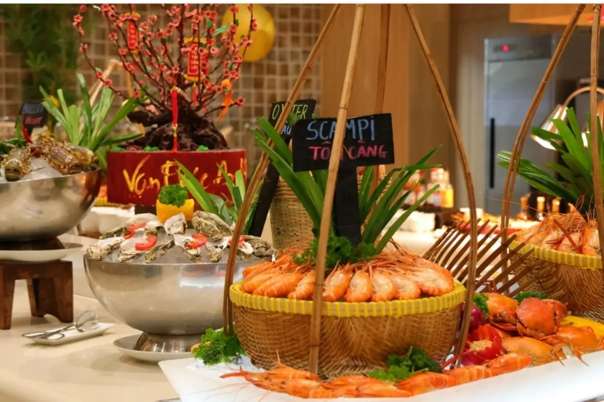 Manja Manja Restaurant với không gian ấm cúng và thực đơn đa dạng