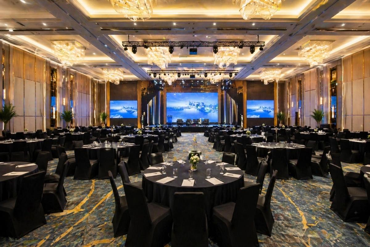 spacious and flexible ballroom at a MICE hotel in Ho Chi Minh City